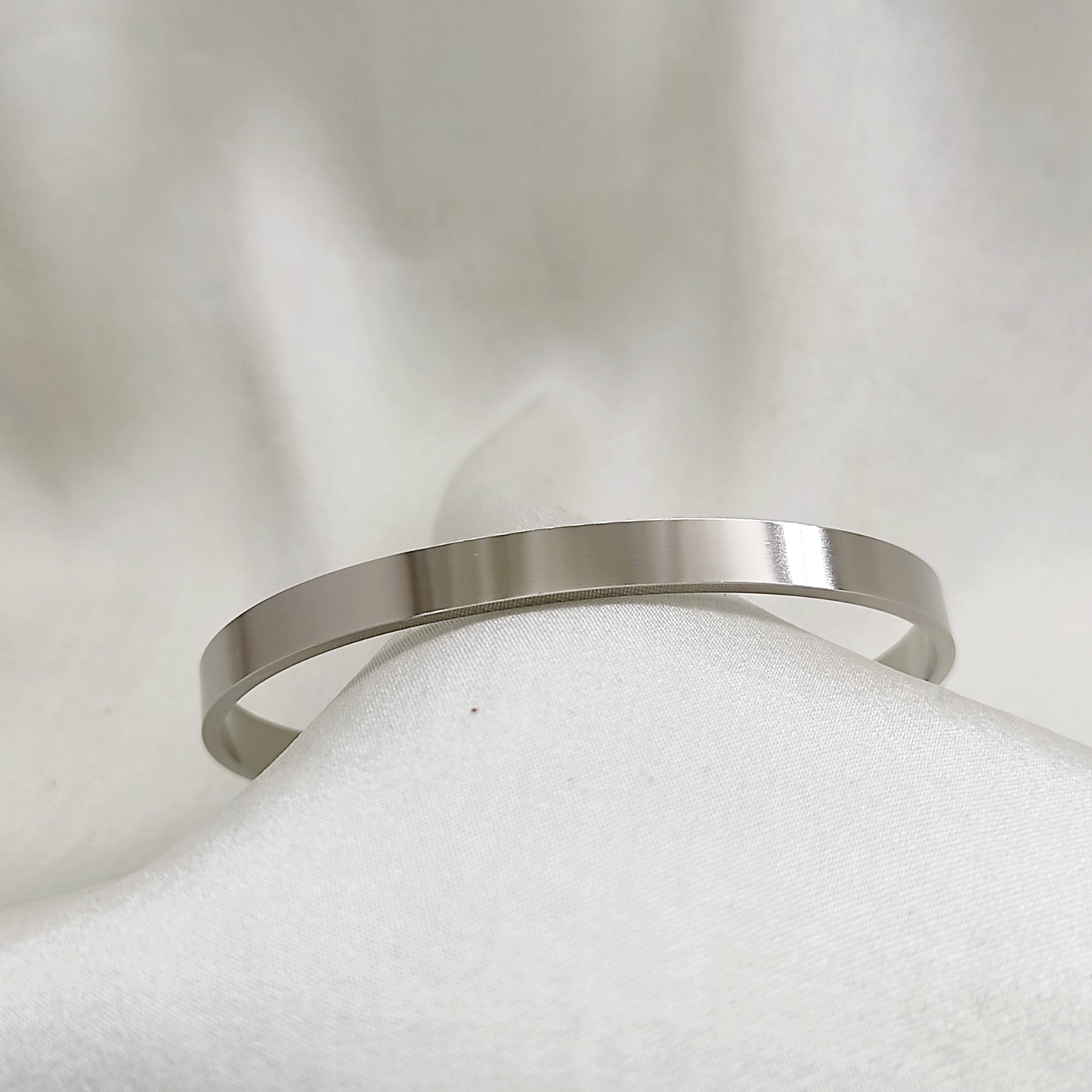 Bracelet jonc argenté et doré