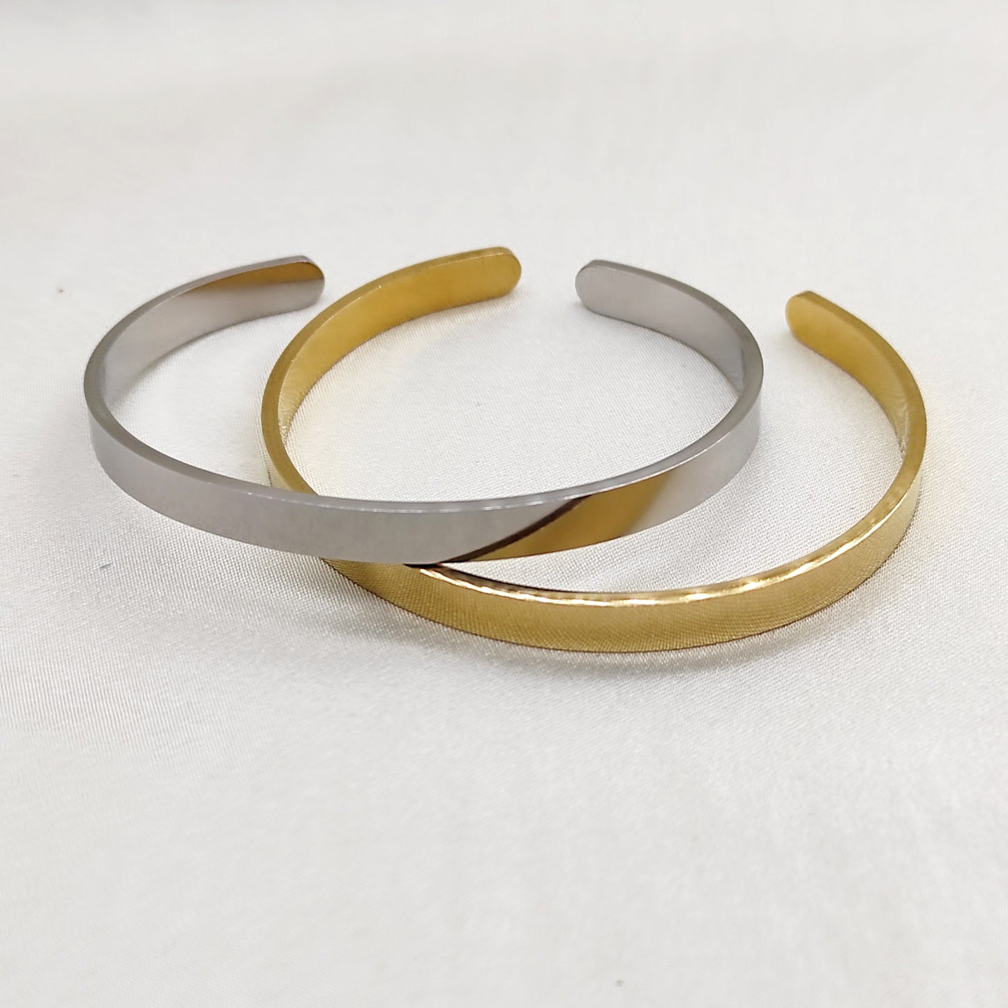 Bracelet jonc argenté et doré